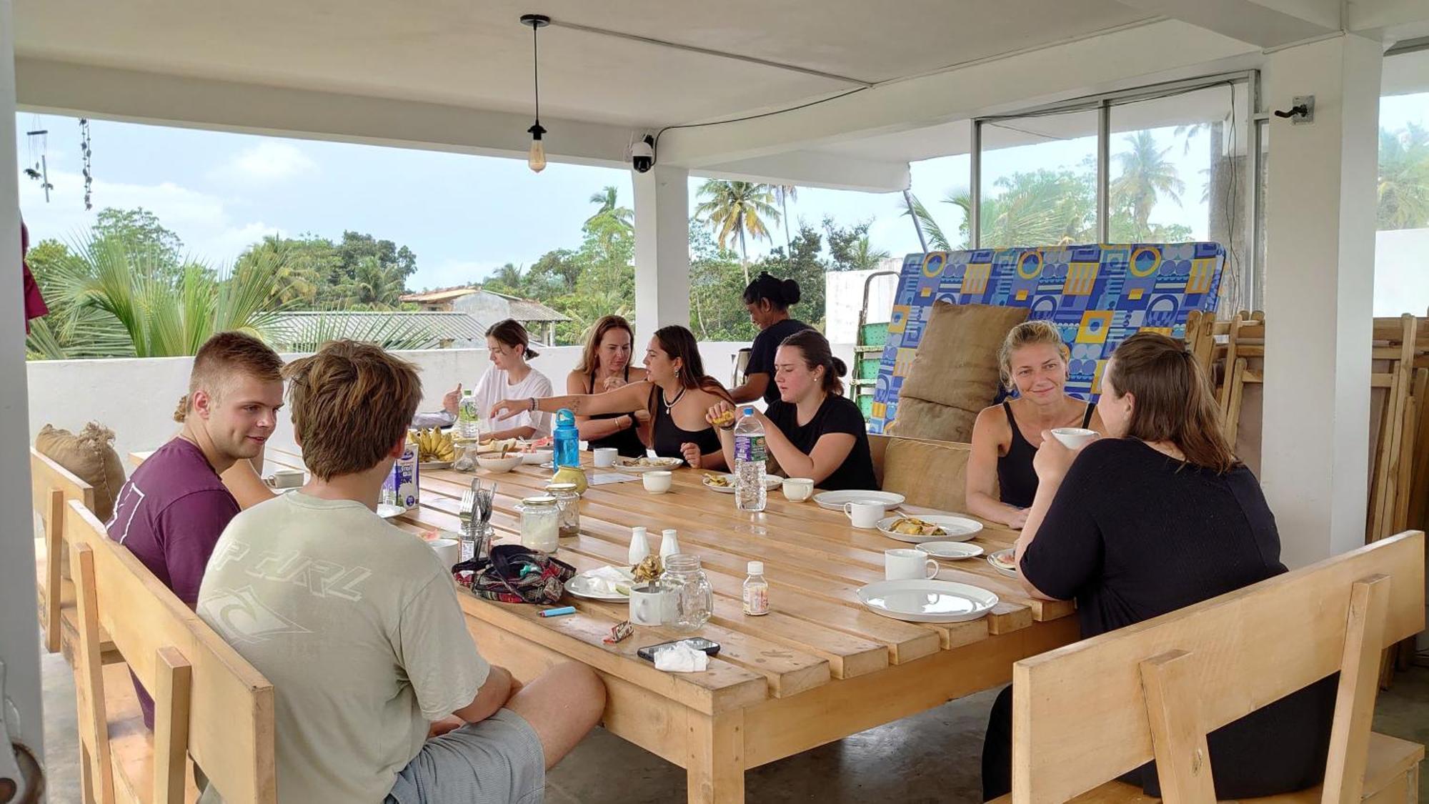 Sun & Moon Hostel Mirissa Extérieur photo